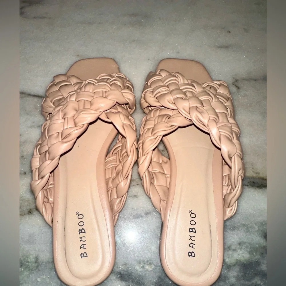 Bamboo Boutique Braided Flats - Size 7.5 - Cream/Tan